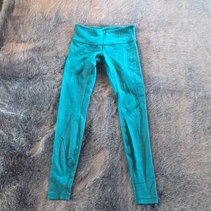 Green Lulu lemon leggings size 4